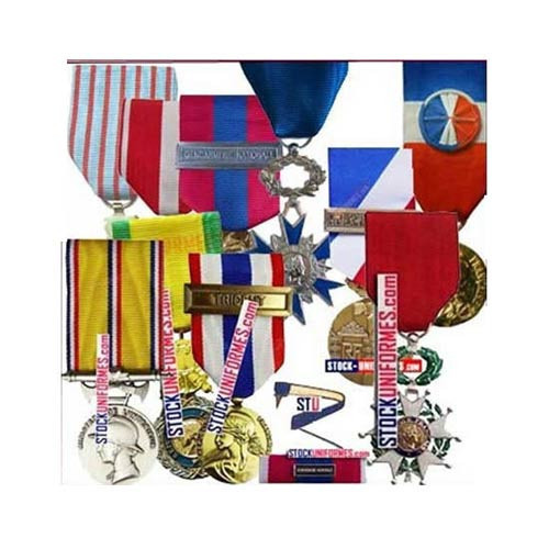 Médailles et décorations civiles et militaires