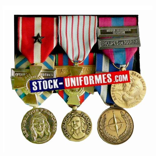Montage de Médaille Ordonnance pendante | stockuniformes.com